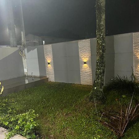 Casa Para Alugar Em Bertioga - Piscina, Wifi E Churrasqueira Villa Kültér fotó